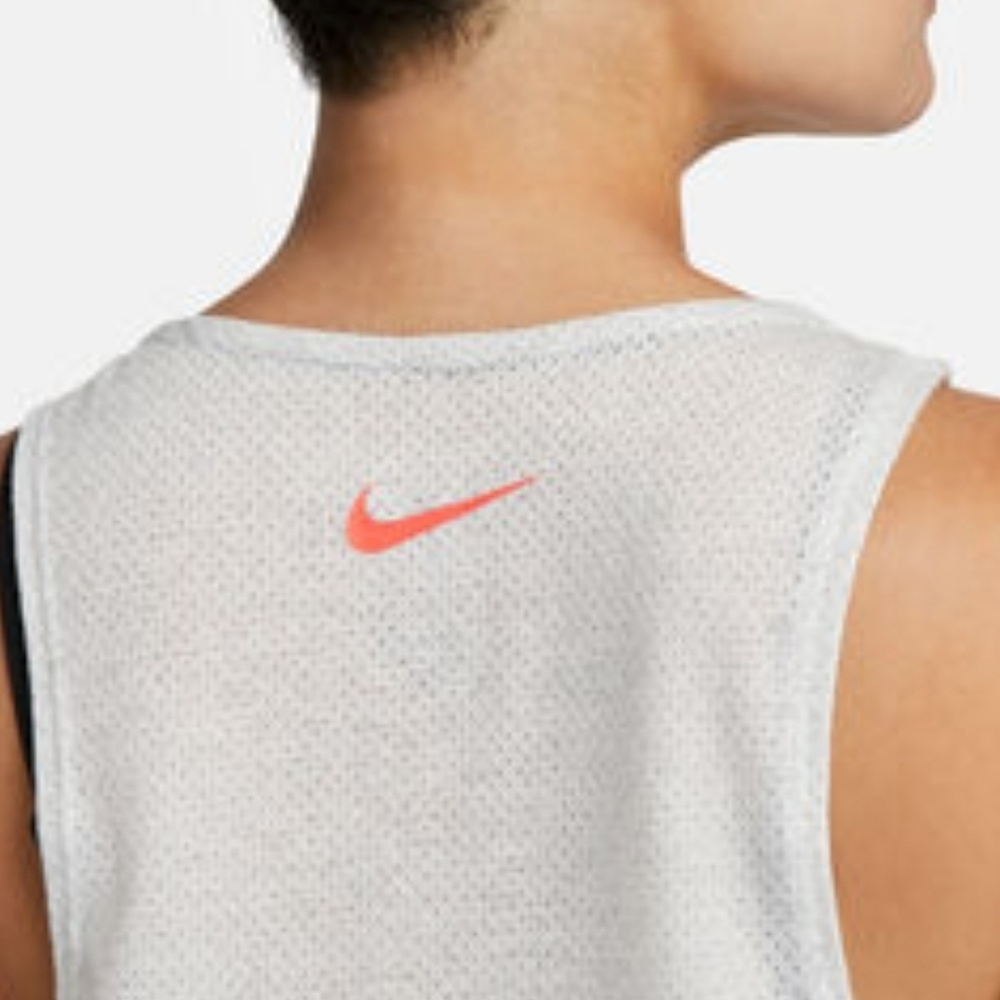 Womens Size M Nike Trail Dri Fit Running Tank Top DM7571-080 Gray Infrared - Picture 3 of 12